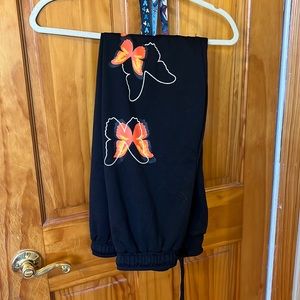 Shein Butterfly sweatpants size large
